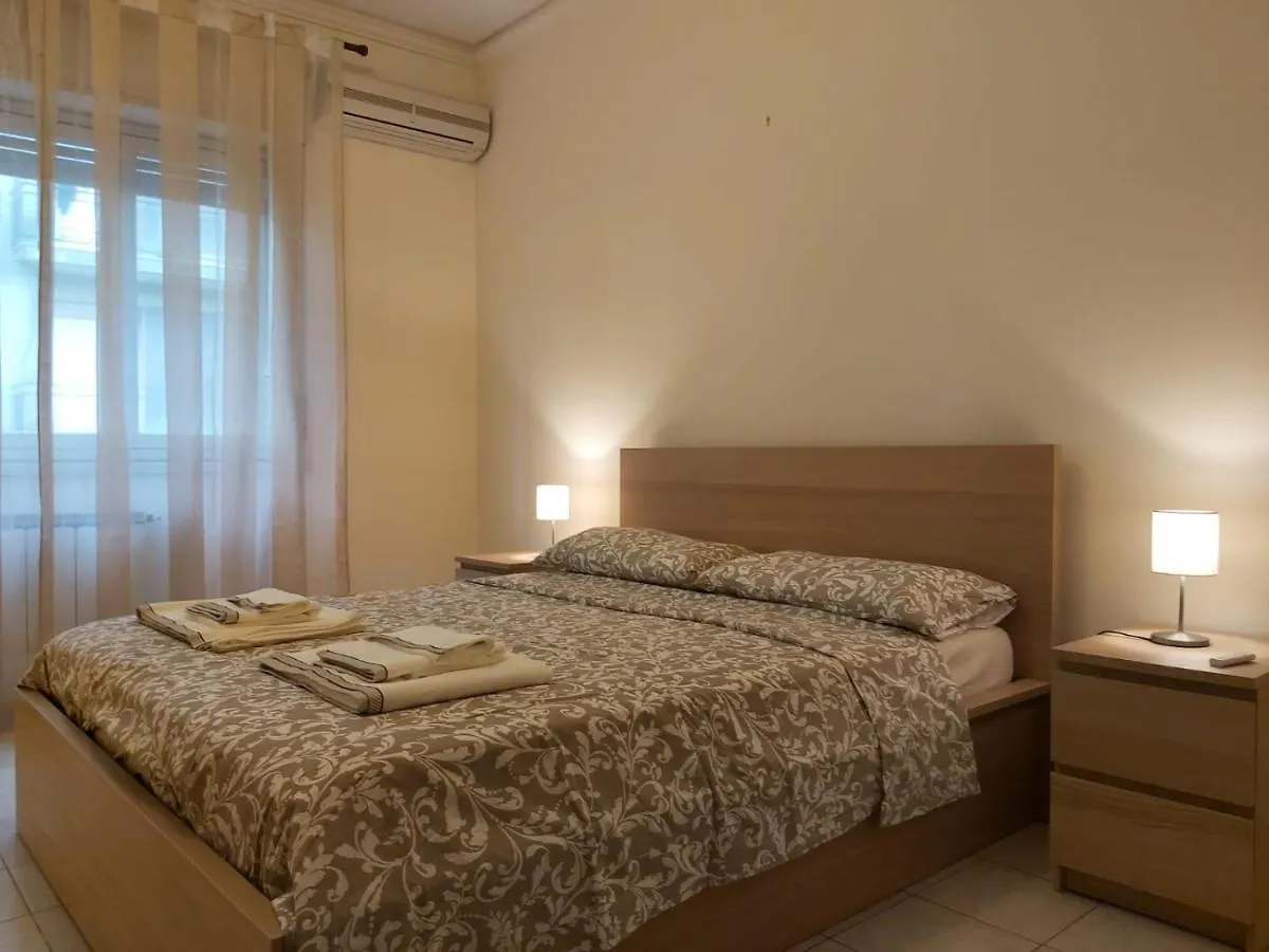 Coco Apartments Катания Италия